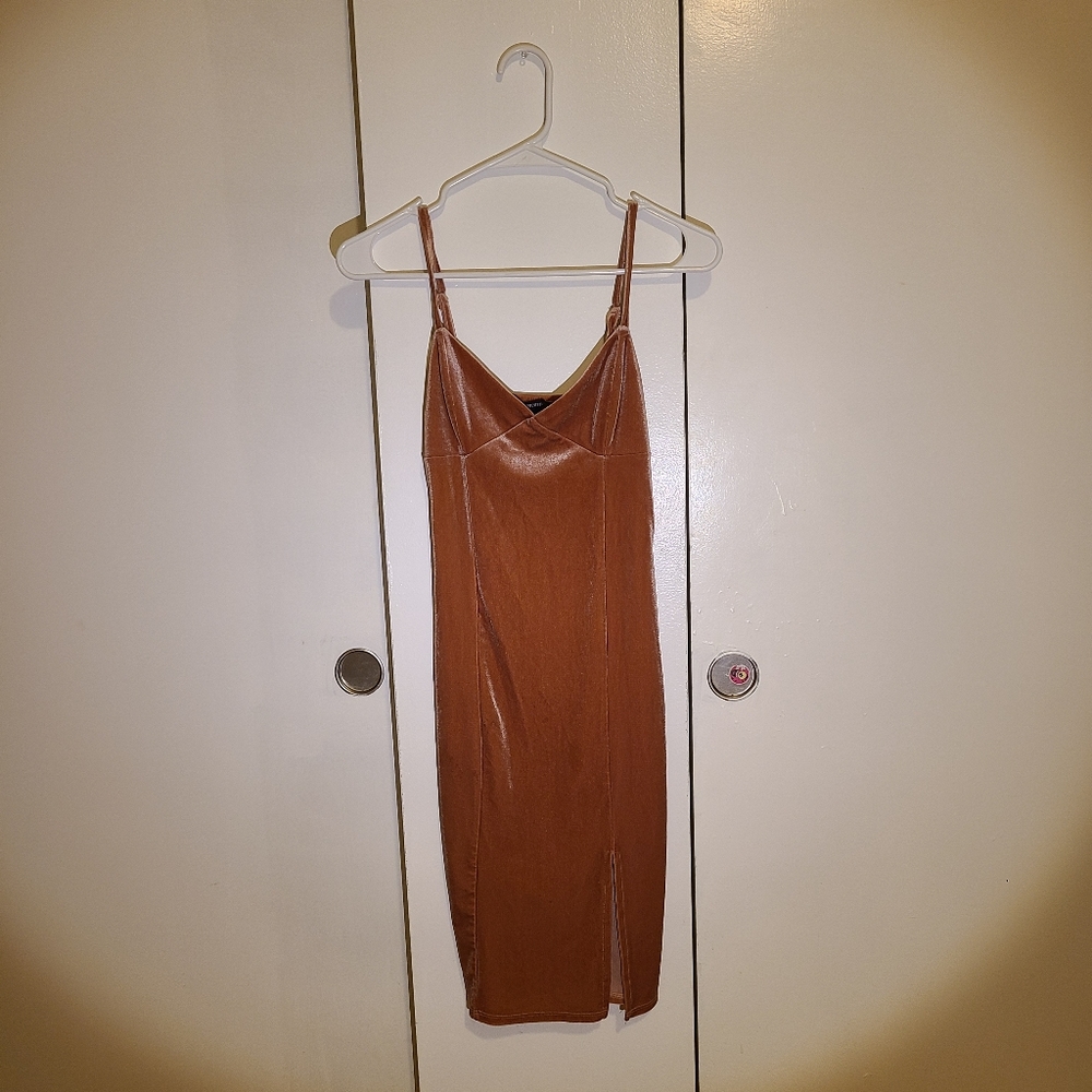 Forever 21 velvet dress